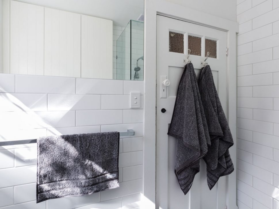 Get rid of that permanently smelly towel with these easy clean towel steps